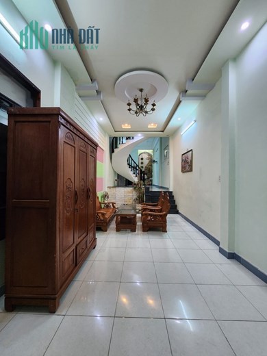 Bán Nhà Mặt Tiền Đường Nguyễn Lữ P.Ngô Mây Quy Nhơn , 212,7m2 , 2 Mê , Giá 31 Tỷ