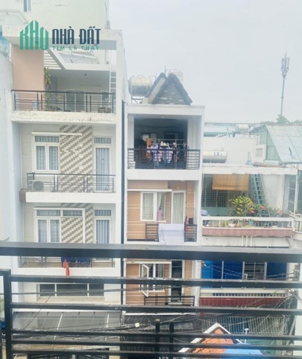 BÁN GẤP căn nhà HXH đỗ cửa CMT8 Trung tâm  Quận 10.