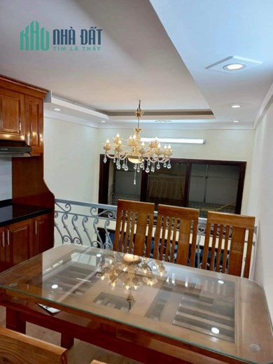 PHÂN LÔ Ô TÔ TRÁNH, 6 TẦNG KINH DOANH SẦM UẤT, CẠNH CHỢ GẦN BỆNH VIỆN , 25m, ,mt 3m, 5,5 tỷ