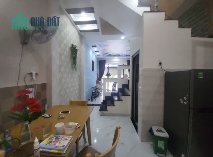 SIÊU PHẨM 4 TẦNG TAM BÌNH THỦ ĐỨC 51m 4lầu 4 x 13 giá 5.4 tỷ Tam Bình Thủ Đức