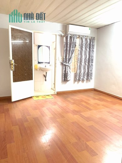 bán nhà gấp cần vốn làm ăn - Xô Viết Nghệ Tĩnh 47m 2lầu 3.5 x 13.5 giá 5.2 tỷ Phường 25 Bình Thạnh
