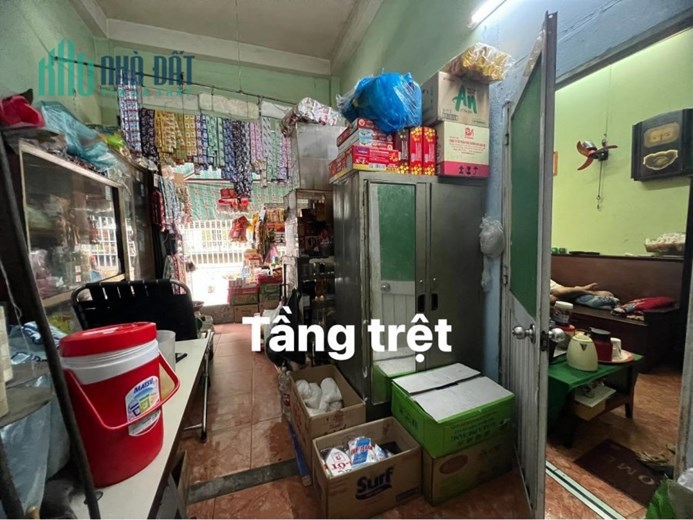 QUẬN 4 MẶT TIỀN KINH DOANH 5.6Mx10.2M  3 TẦNG 3 PN 3 TOILET SỔ HỒNG RIÊNG 2003 - CHỈ 9 TỶ X.
