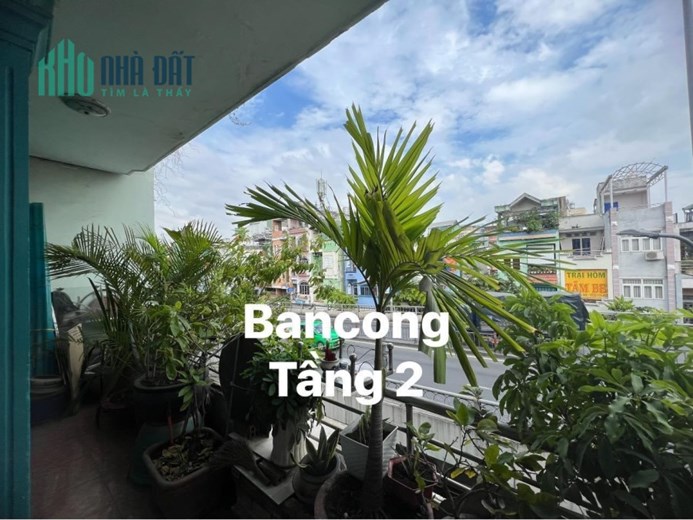 QUẬN 4 MẶT TIỀN KIH DOANH CHÍNH CHỦ LÂU ĐỜI 2003 DT 5.6X10.5M 3 TẦNG ĐÚC CHỈ 9 TỶ NHỈNH