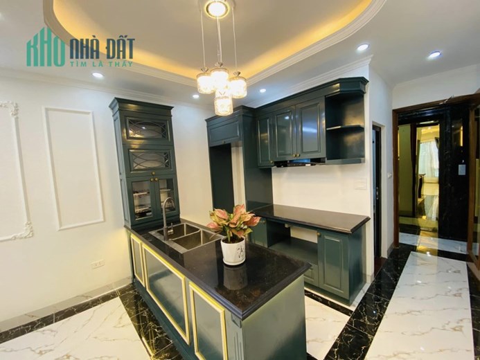 Bán nhà Lạc Long Quân- lô góc-thang máy- OTÔ tránh, Kinh doanh 62m 15.8ty