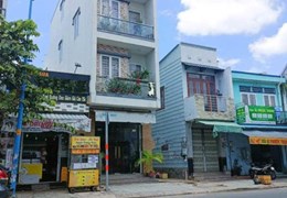 BÁN NHÀ MẶT TIÊN HUỲNH THỊ HAI-KHU VƯC TRUNG TÂM QUẬN12 -2 MĂT TIỀN ĐƯƠNG CỰC THOÁNG CHỈ NHỈNH 7 TỶ