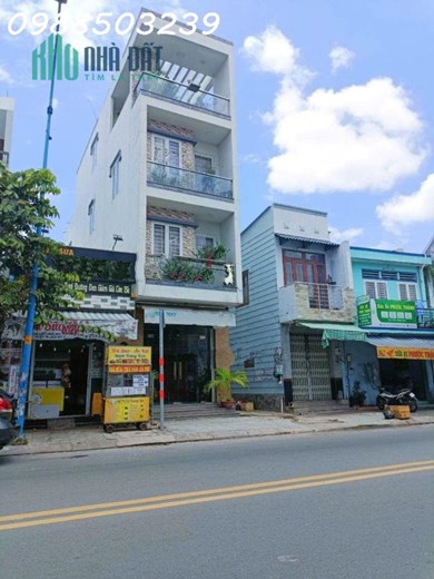 BÁN NHÀ MẶT TIÊN HUỲNH THỊ HAI-KHU VƯC TRUNG TÂM QUẬN12 -2 MĂT TIỀN ĐƯƠNG CỰC THOÁNG CHỈ NHỈNH 7 TỶ