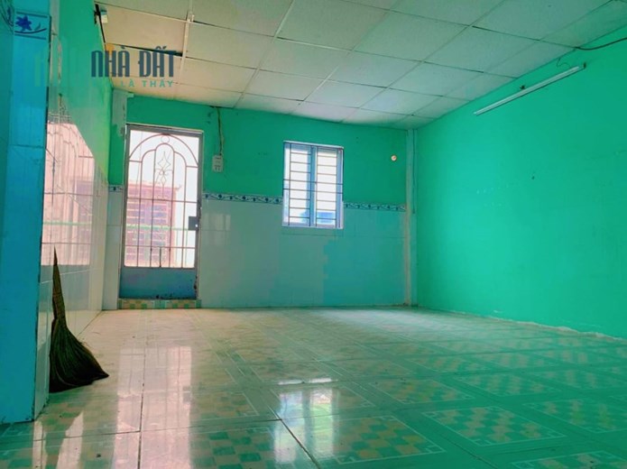 Bán nhà 350 Nguyễn Văn Lượng, dtsd 80m2, 3 tầng, 3pn, sát hẻm xe tải,3ty, nở hậu