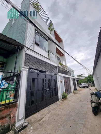 Nhà chi rẻ giữ.  Bán Nhà 3 tầng full nội thất kiệt oto trần đình Tri. Hoà minh liên chiểu.