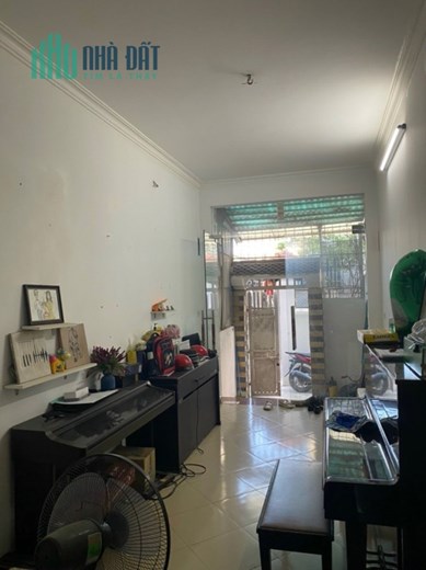 Bán nhà Nguyễn Sơn,Long Biên 46m2,4 tầng,oto đỗ cửa,giá tốt nhỉnh 4 tỷ