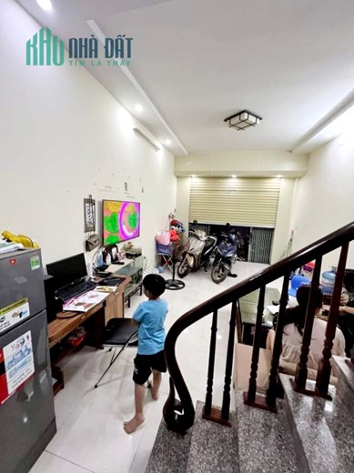 Chủ thiện chí giảm 200 triệu Văn Phú, Hà Đông, ngõ 3m ô tô gần, 32m x mt 3.8m, hơn 2 tỷ.