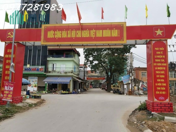 Bán đất tặng nhà cấp 4 trục chính Di Trạch, kinh doanh, xe tải, giá 3.x tỷ