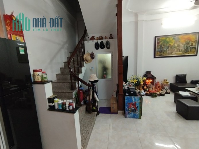 Bán nhà Thái Hà Đống Đa 45m 4 tầng mặt tiền thoáng gần phố ở ngay nhỉnh 5 tỷ lh 0975124520