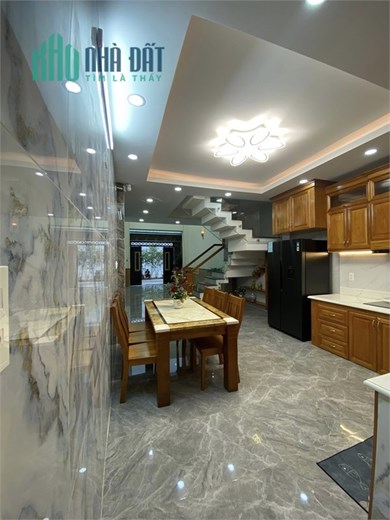 Khu Nhà Giàu 100 căn, Nguyễn Tư Giản, Gò Vấp – 5 tầng, rẻ nhất khu 8.2 tỷ