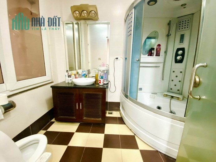 NHÀ PHÂN LÔ BỘ CÔNG AN PHỐ TRUNG KÍNH, 60M2 1 HẦM + 5 NỔI ĐẸP NHƯ BIỆT THỰ, CHỦ TỰ XÂY, GIÁ 19.8 TỶ