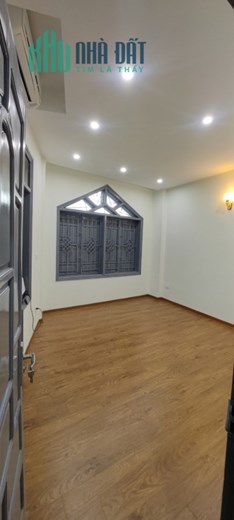 Bán gấp nhà đường Lê Duẩn lô góc 10m ôtô Full nội thất 45m 4 tầng 6m chỉ 6,3 tỷ LHCC.