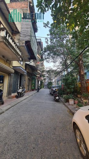 Bán đất mặt phố Trương Công Định Hà Đông MT 5m nhỉnh 5 tỷ.