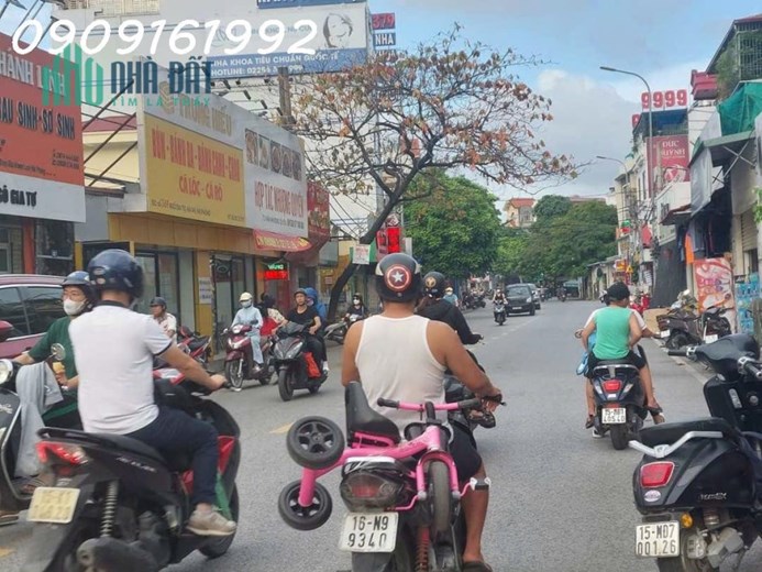 SỐC 160m2 Mặt đường NGÔ GIA TỰ. Ngang hơn 5M. ĐOẠN ngã 4 buôn bán sầm uất. dưới 9 tỷ