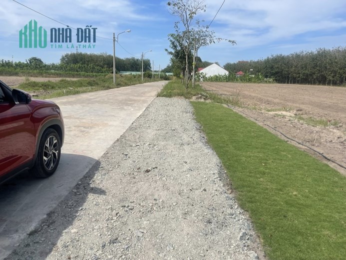 cần bán lô đất xoay tiền cuối năm 299 triệu hơn 500m2
