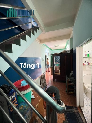 QUẬN 4 - MẶT TIỀN KINH DOANH NGANG 5.6M DÀI 10.2M - 3 TẦNG - CHỈ 9 TỶ X.
