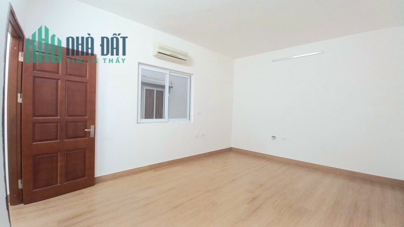 HIẾM. Bán nhà phố Cự Lộc, Thanh Xuân. TT NGÃ TƯ SỞ. NHÀ ĐẸP. Ở NGAY. 57m2 x 3 Tầng. Nhỉnh 5 Tỷ.
