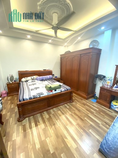 Bán Nhà Phố Nguyễn Lân 4.1 tỷ, 48m2, mặt tiền 4.5m, nhà 3 thoáng
