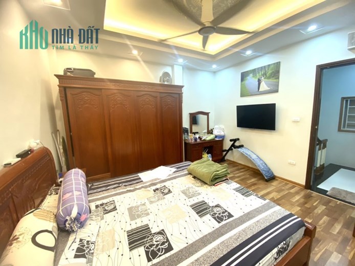 Bán Nhà Phố Nguyễn Lân 4.1 tỷ, 48m2, mặt tiền 4.5m, nhà 3 thoáng