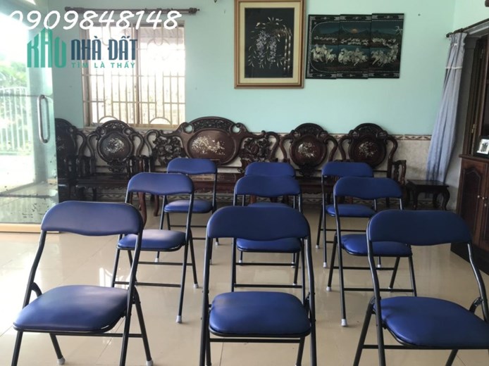 Cần bán nhà 3 tầng, diện tích 341,3m2 tại xã Sơn Định, Huyện Chợ Lách