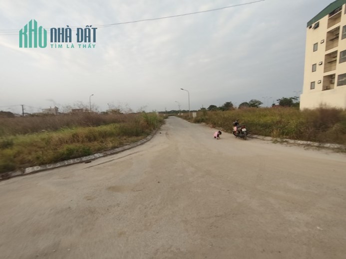 Bán lô đất biệt thự Ngân Anh Nam Hải Diện tích 180 m ngang 9 giá 30tr/m