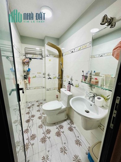 CHỦ NGỘP - 70M2 NHÀ 2 TẦNG 4PN - P 14- GÒ VẤP - HẺM OTO TRÁNH GIÁ CHƯA 100TR/M2.