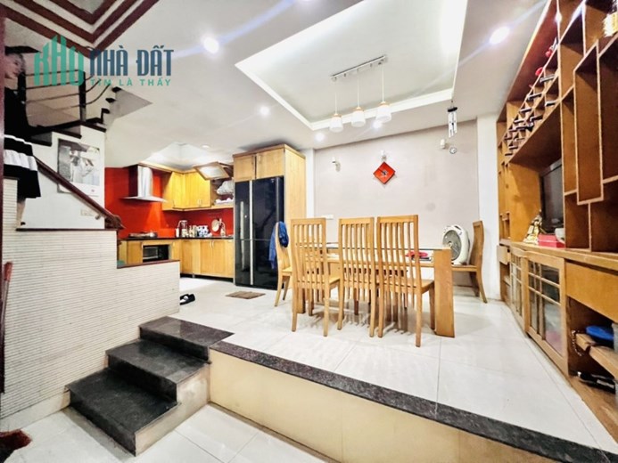 CẦN BÁN NHÀTRƯƠNG ĐỊNH, HAI BÀ 32M × 4T-THÔNG, XÂY MỚI CHỈ 3,6TỶ.