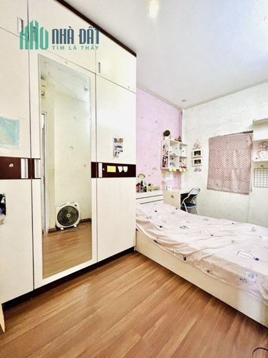 CẦN BÁN NHÀTRƯƠNG ĐỊNH, HAI BÀ 32M × 4T-THÔNG, XÂY MỚI CHỈ 3,6TỶ.
