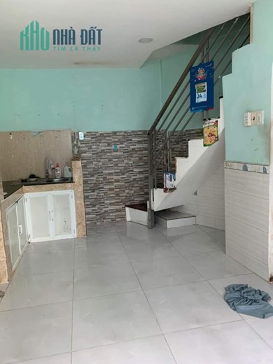 Nhà Rẻ Ngang 4.5x5m- 2 tầng có 2 tỷ Hoàng Diệu Q4