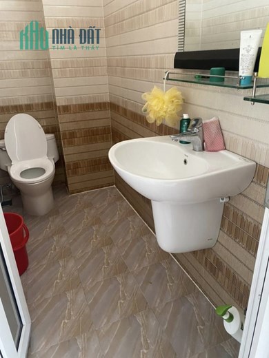 BÁN NHÀ Q1 - PHỐ TÂY - 3 TẦNG BTCT - 60M2 - GIÁ 9 TỶ CÒN THƯƠNG LƯỢNG.