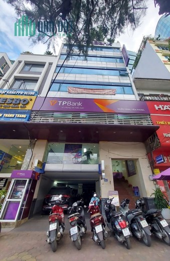BÁN GẤP Tòa VP MP Dương Đình Nghệ 110m2, 8T có hầm, vỉa hè rộng ô tô dừng đỗ.