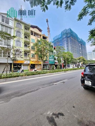 [HIẾM] Nhỉnh 20 tỷ có nhà MP  Lạc Long Quân đoạn k Quy hoạch 55m2, 7T thang máy KD.