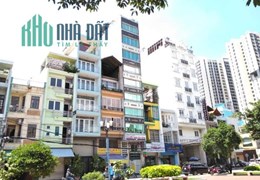 Chỉ 24 tỷ,sỡ hữu khách sạn 9 tầng Hồ Nginh ra biển vài bước chân
