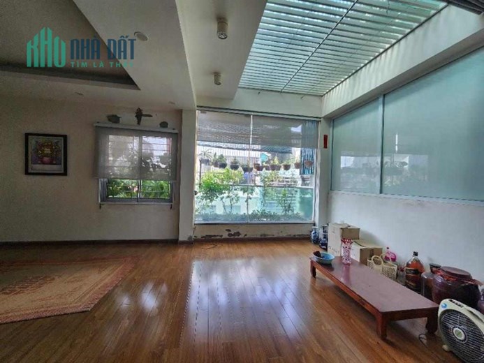 KHU PHÂN LÔ HOÀNG QUỐC VIỆT ,NHÀ ĐẸP LUNG LINH MẠT TIỀN RỘNG