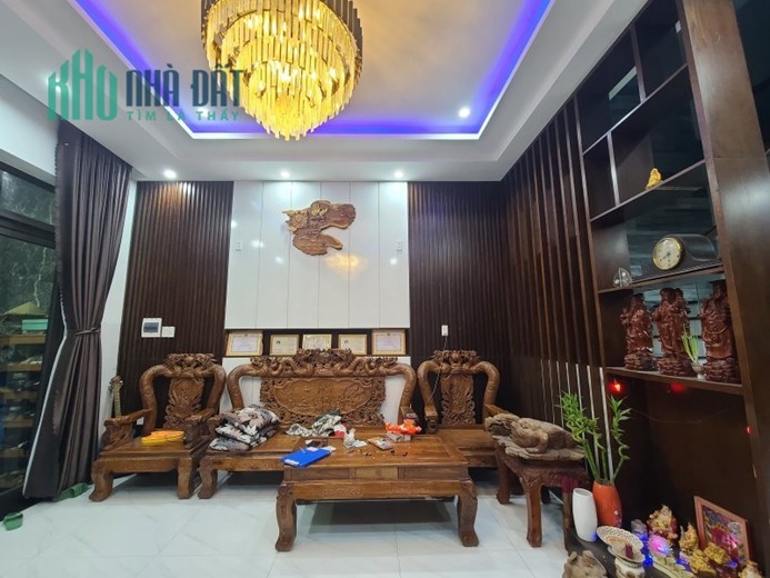 ► Nhà mặt tiền đường 7.5m Đồng Trí gần Tôn Đức Thắng, 90m2, Mới đẹp, xịn sò