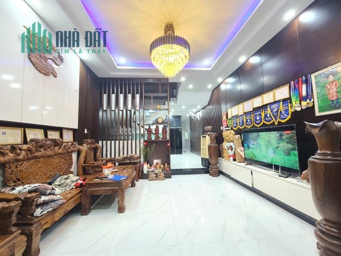 ► Nhà mặt tiền đường 7.5m Đồng Trí gần Tôn Đức Thắng, 90m2, Mới đẹp, xịn sò