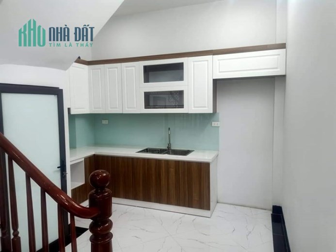 Bán Nhà Đẹp Tân Mai 5.15 tỷ, 40.4m2, Ngõ thông oto tránh, Kinh Doanh các kiểu