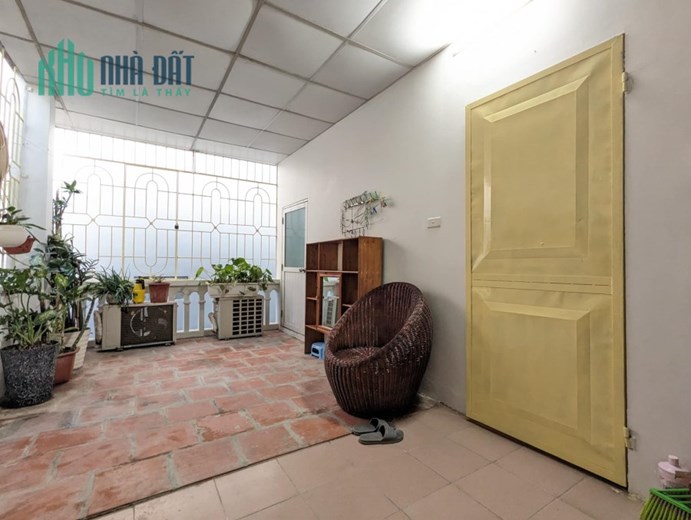 SIÊU PHẨM ĐƯỜNG LÁNG! Nhà đẹp dân xây, ngõ rộng, thoáng, nội thất xịn!!!!