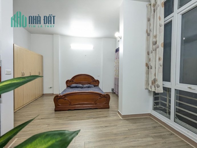 SIÊU PHẨM ĐƯỜNG LÁNG! Nhà đẹp dân xây, ngõ rộng, thoáng, nội thất xịn!!!!