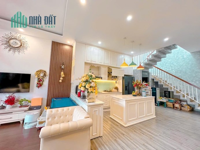 Bán Nhà Đẹp 1 Mê - Hẻm Cấp 1 Phùng Hưng P. Eatam TP BMT chỉ 2 tỷ 390