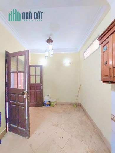 CHUYỂN CÔNG TÁC CẦN BÁN NHÀ PHỐ HÀO NAM 4 TẦNG GIÁ HƠN 1 TỶ 3 PHÒNG NGỦ TRUNG TÂM QUẬN ĐỐNG ĐA .