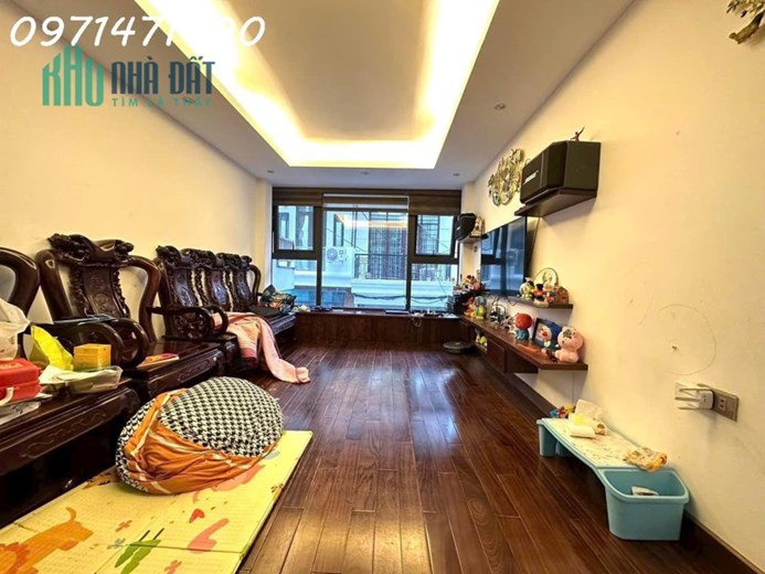 Bán nhà 5 tầng Trích Sài 41 m, mặt tiền 3.3 m, nhỉnh 12tỷ Tây Hồ.