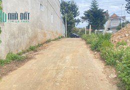 Nhà 2 mặt tiền quốc lộ 27, gần ngay cổng vàng cư xá liên hiệp đức trọng 4,5 tỷ