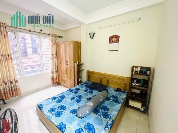 Phố hàm long hoàn kiếm, nhà đẹp, ở ngay, 40m2, 5 tầng nhỉnh 9 tỷ có TL