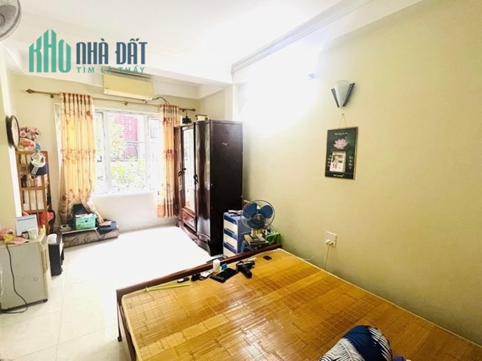 Phố hàm long hoàn kiếm, nhà đẹp, ở ngay, 40m2, 5 tầng nhỉnh 9 tỷ có TL