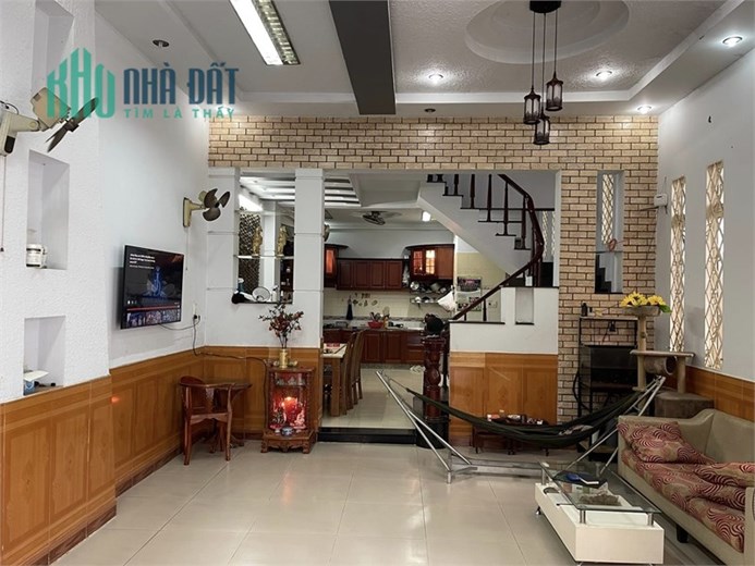 Giảm 5 tỷ! Hẻm xe tải tránh, Lô góc Lê Đức Thọ, P.17 – 100m2, 4 tầng, 7.9 tỷ