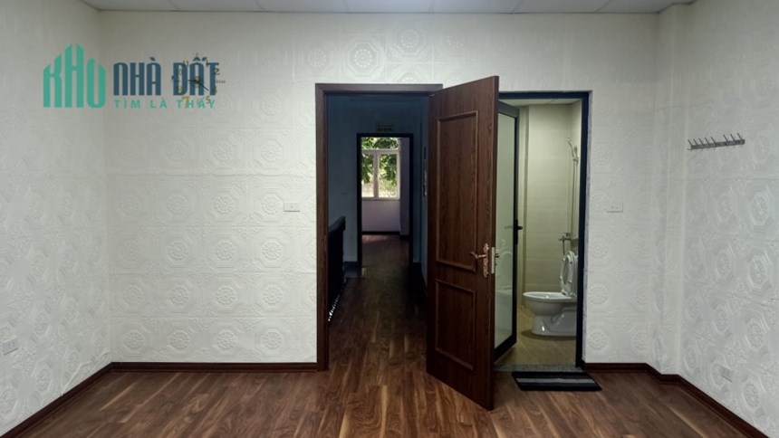 Cho thuê nhà phố Nguyễn Văn Lộc, DT 90m2 x 4 tầng, MT 5m.